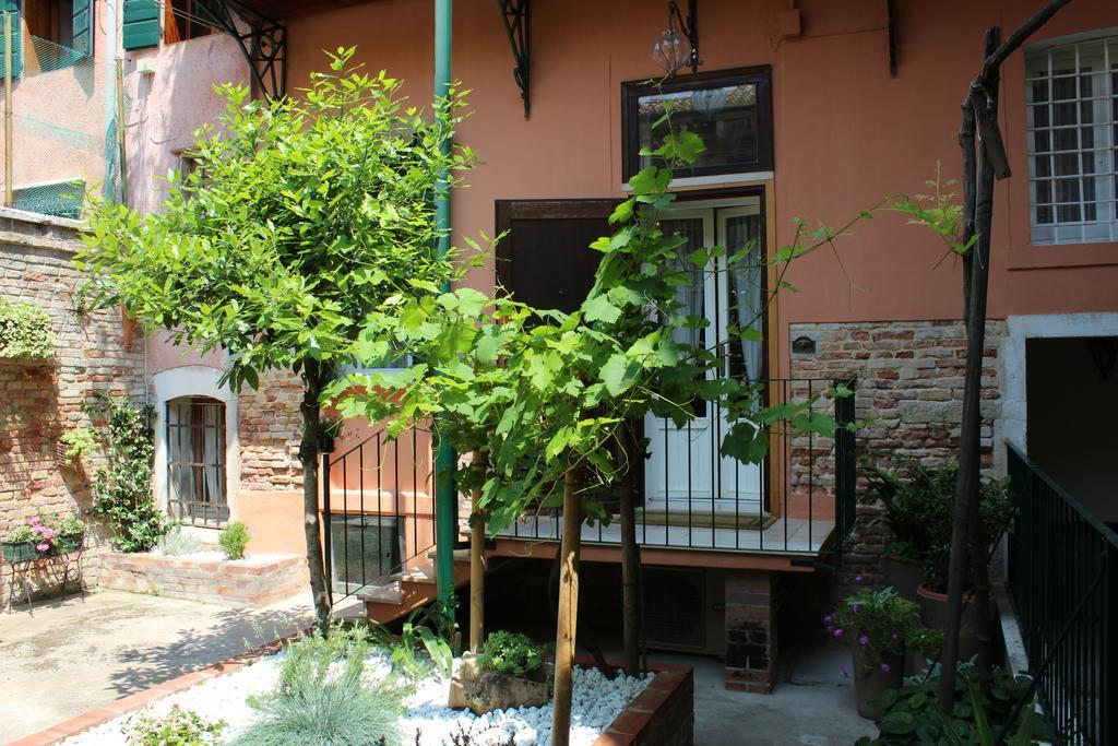 San Giacomo Apartment Венеция Стая снимка